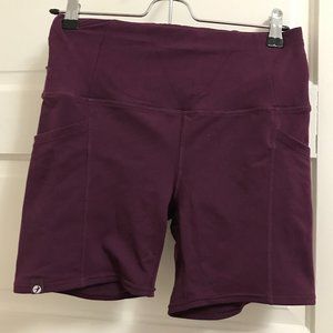 Oiselle purple pocket jogger shorts size 6